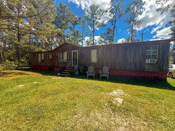 2.88 Acres of Residential Land with Home for Sale in Valdosta, Georgia