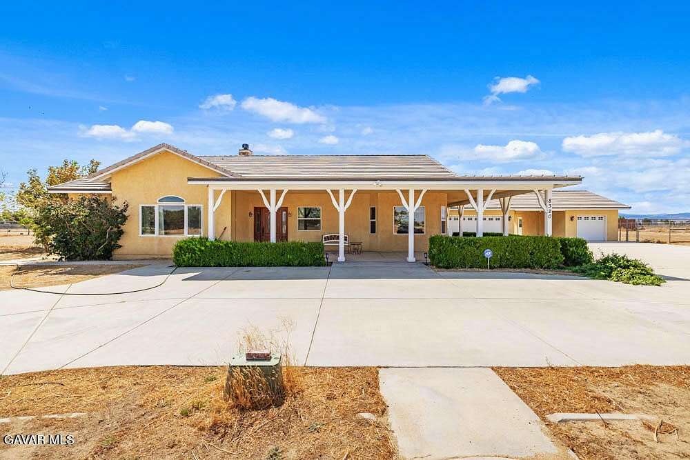 2.5 Acres of Land with Home for Sale in Lancaster, California