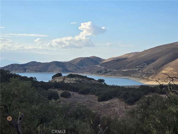 24.4 Acres of Recreational Land with Home for Sale in Bradley, California
