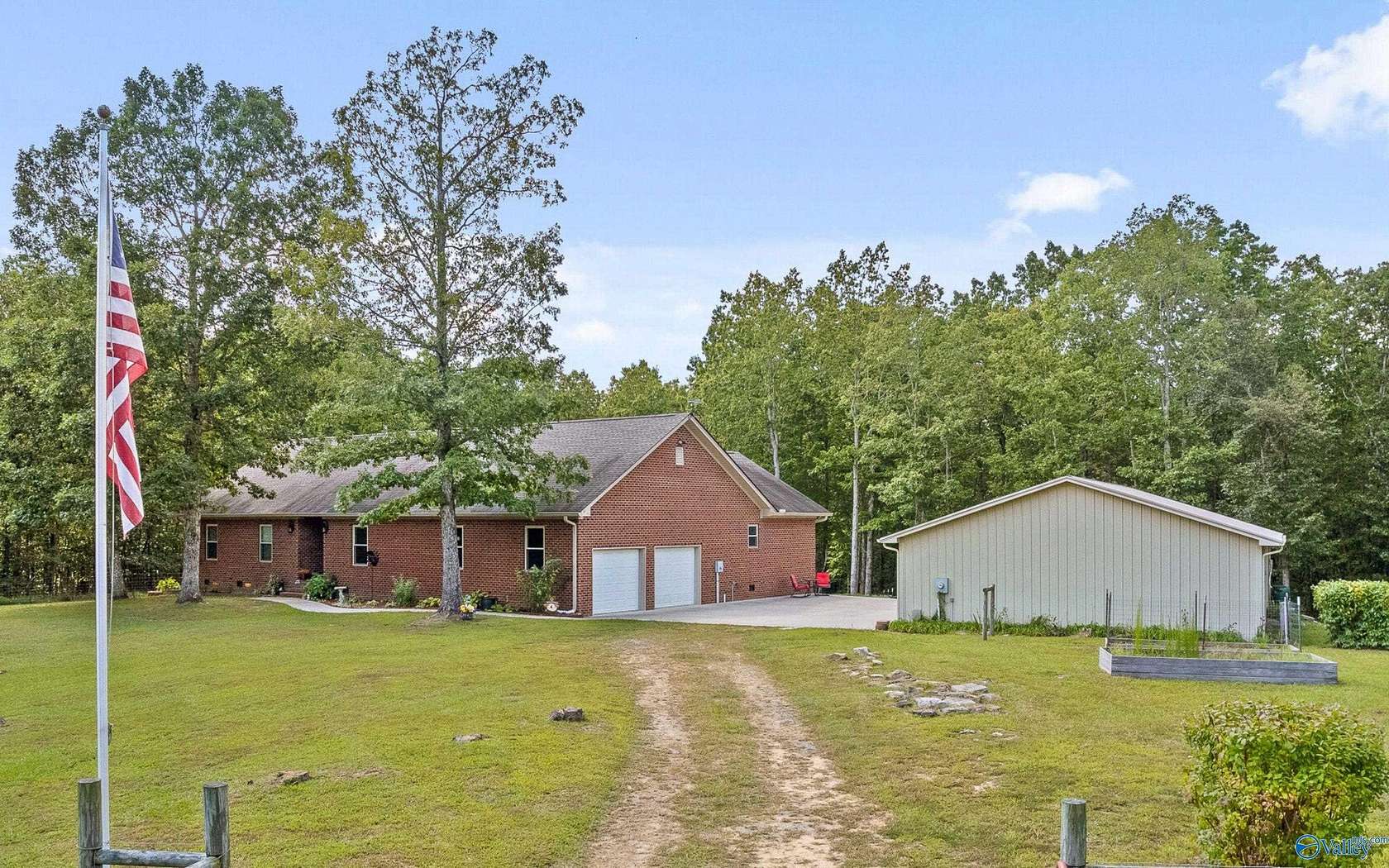 9 Acres of Land with Home for Sale in Menlo, Georgia