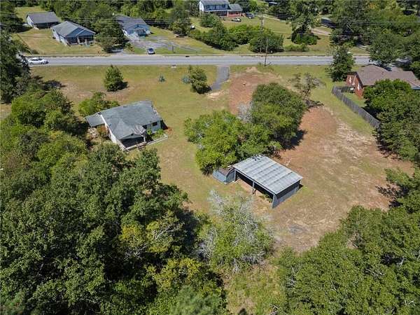 3.6 Acres of Residential Land with Home for Sale in Macon, Georgia