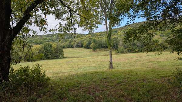 123 Acres of Land for Sale in Lebanon, Tennessee
