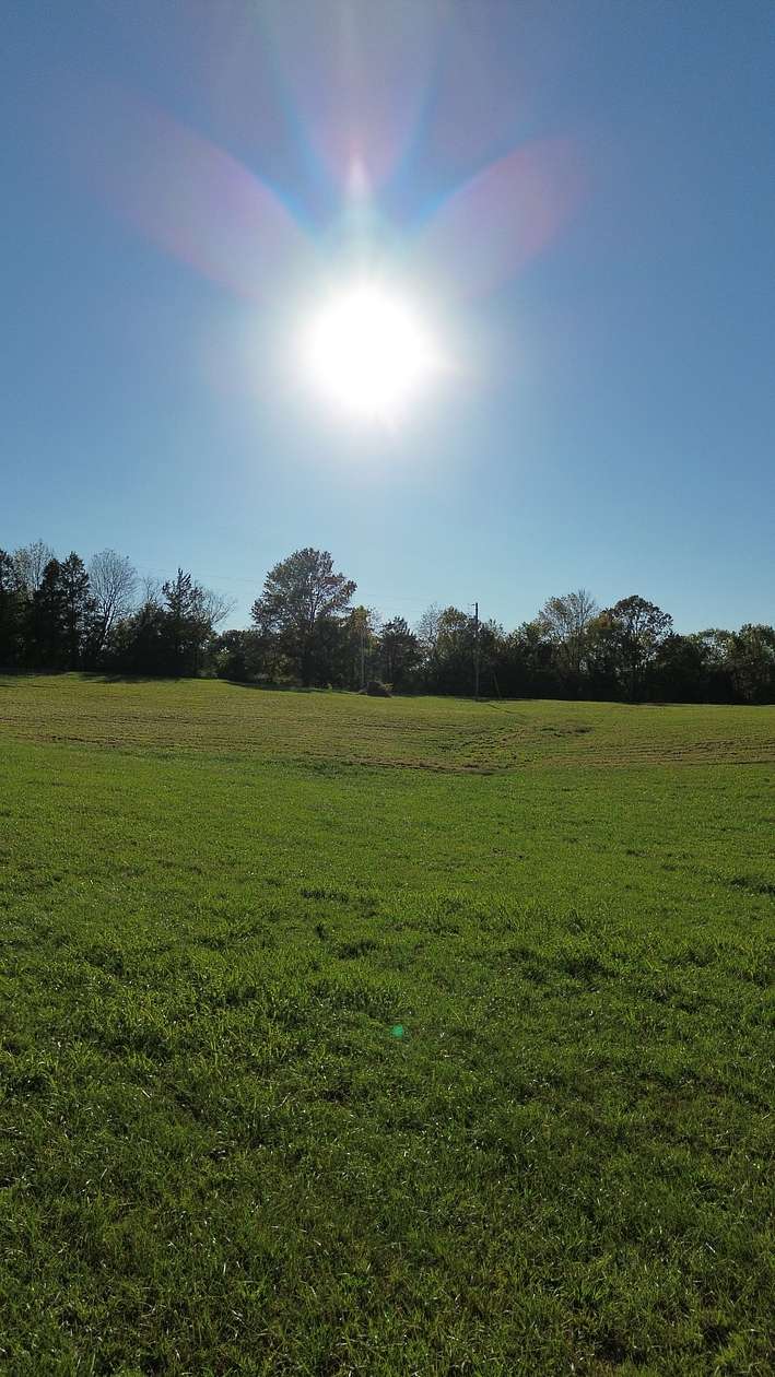 5 Acres of Residential Land with Home for Sale in Smithville, Tennessee