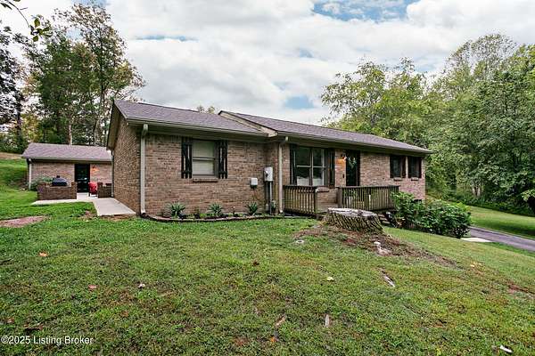 2.35 Acres of Residential Land with Home for Sale in Elizabethtown, Kentucky