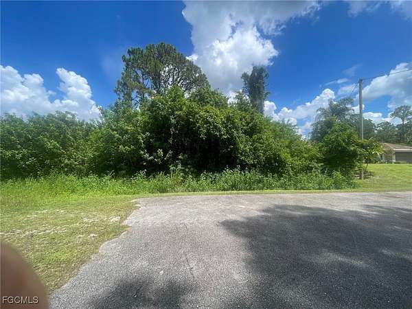 0.5 Acres of Land for Sale in Lehigh Acres, Florida