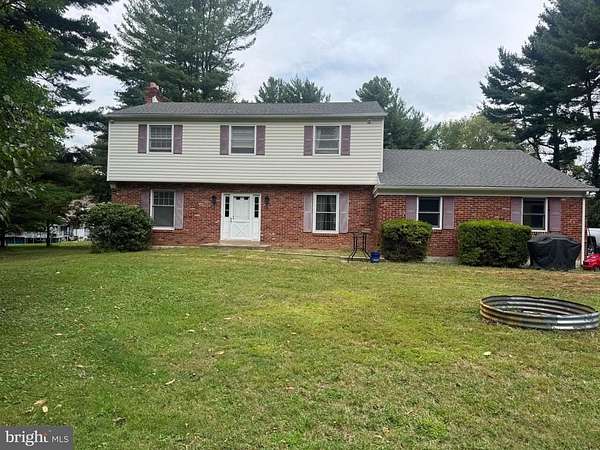 1.9 Acres of Residential Land with Home for Sale in Southampton, Pennsylvania