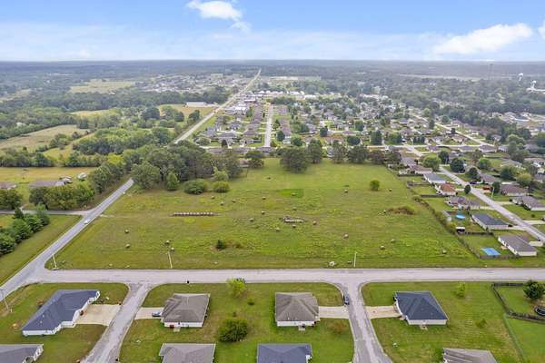 5.25 Acres of Land for Sale in Clever, Missouri