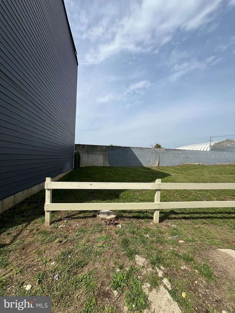 0.02 Acres of Residential Land for Sale in Philadelphia, Pennsylvania