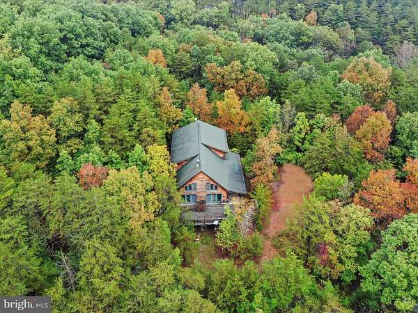 15 Acres of Recreational Land with Home for Sale in Fort Valley, Virginia