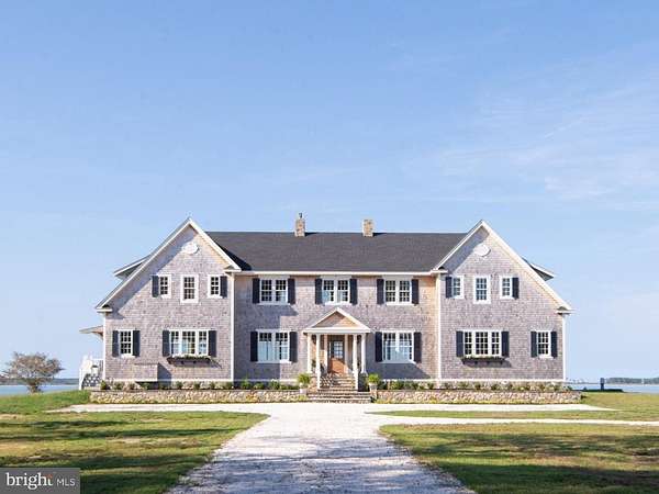 2.38 Acres of Residential Land with Home for Sale in Cambridge, Maryland