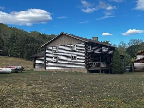 5.14 Acres of Land with Home for Sale in Hinton, West Virginia