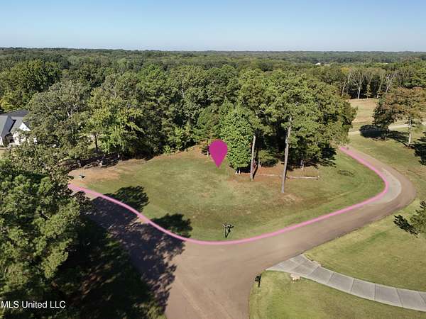 2 Acres of Residential Land for Sale in Hernando, Mississippi