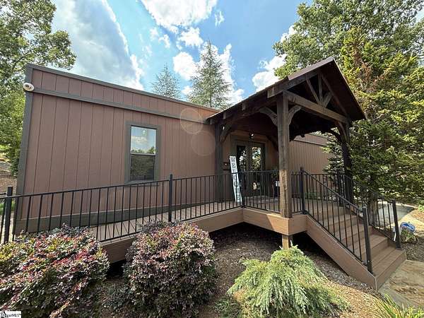 7 Acres of Commercial Land for Sale in Fair Play, South Carolina