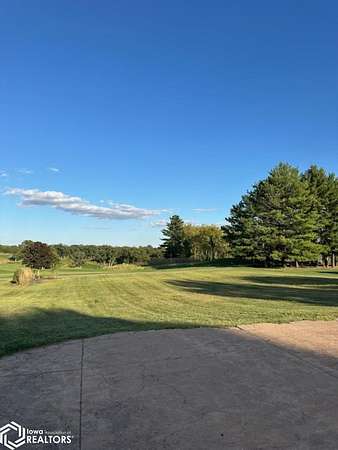 0.67 Acres of Residential Land for Sale in Burlington, Iowa