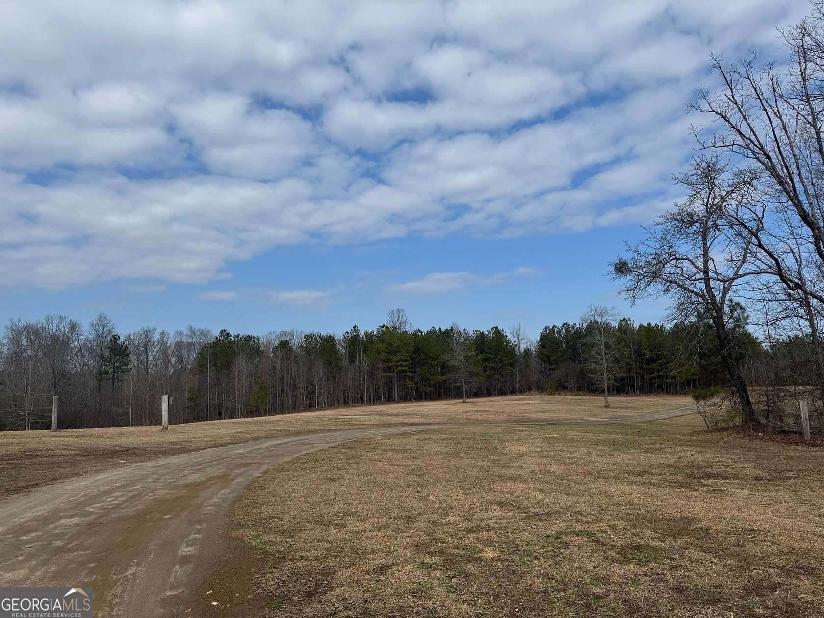 141 Acres of Land for Sale in Dallas, Georgia
