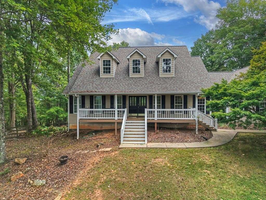 2.42 Acres of Residential Land with Home for Sale in Blue Ridge, Georgia