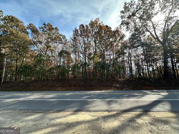 3.25 Acres of Commercial Land for Sale in Clarkesville, Georgia