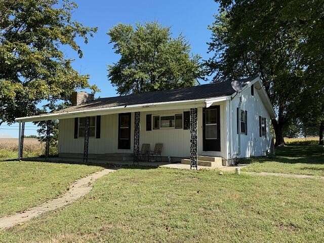 2 Acres of Residential Land with Home for Sale in Malta Bend, Missouri