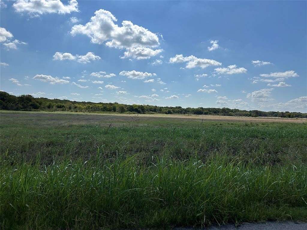 14.7 Acres of Land for Sale in Kaufman, Texas
