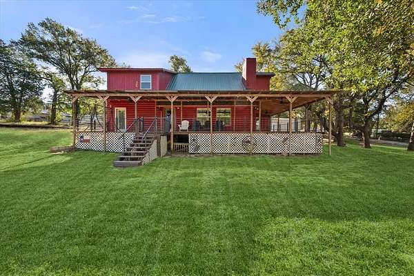 2.68 Acres of Residential Land with Home for Lease in Payne Springs, Texas