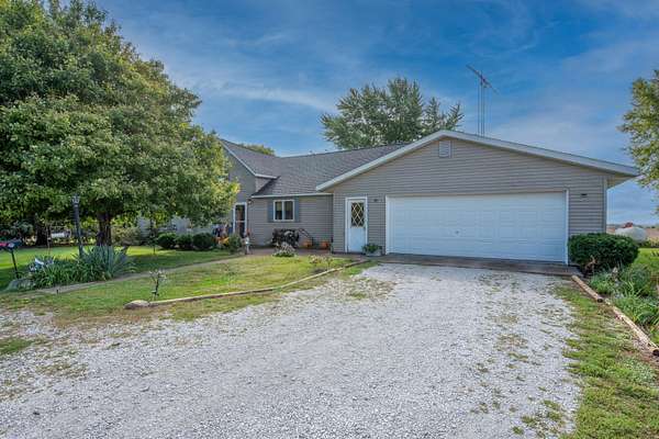 2 Acres of Residential Land with Home for Sale in Morocco, Indiana