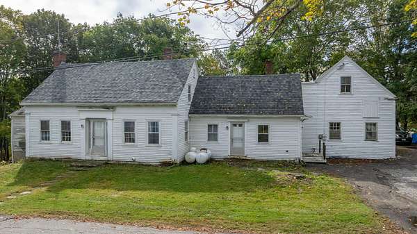 1.58 Acres of Improved Mixed-Use Land for Sale in Damariscotta, Maine