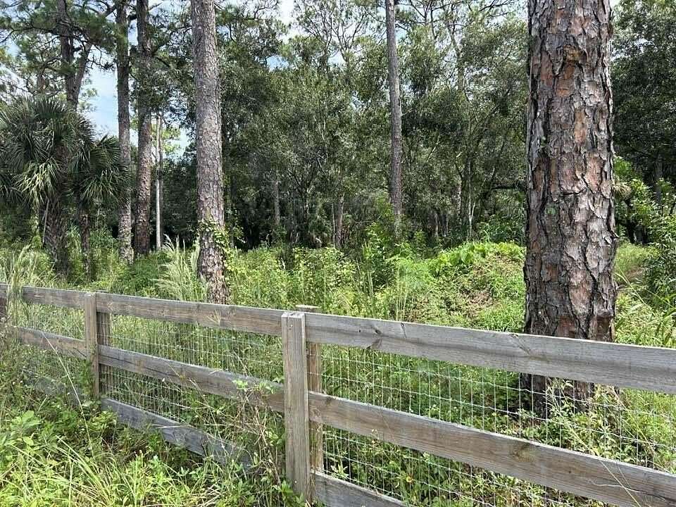 5 Acres of Land for Sale in Loxahatchee Groves, Florida