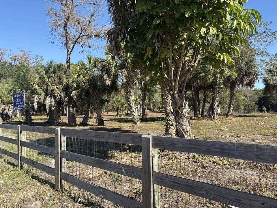 5 Acres of Land for Sale in Loxahatchee Groves, Florida