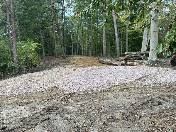 1 Acre of Residential Land for Sale in Rogersville, Tennessee