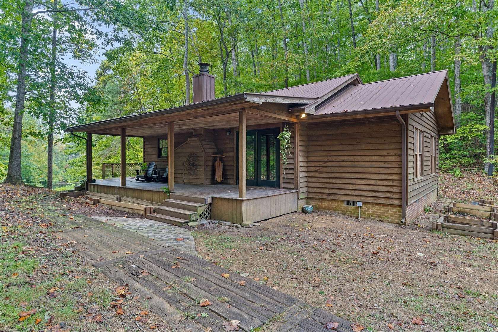 20 Acres of Land with Home for Sale in Dalton, Georgia