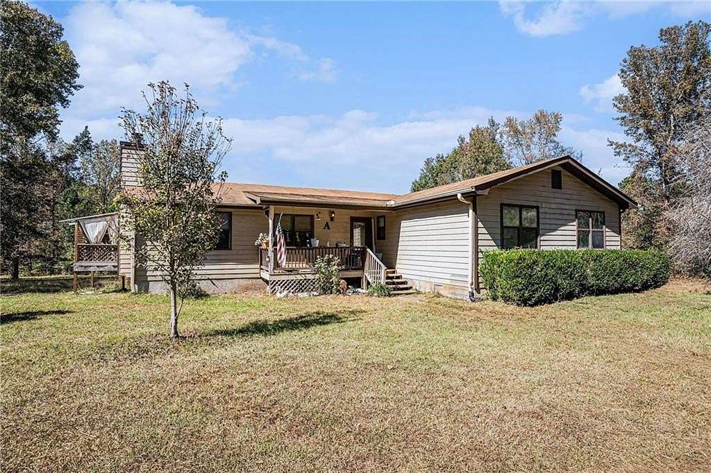 3.59 Acres of Residential Land with Home for Sale in Griffin, Georgia