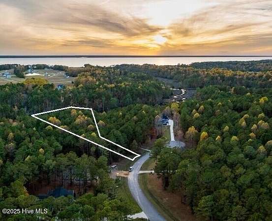 1 Acre of Land for Sale in Minnesott Beach, North Carolina