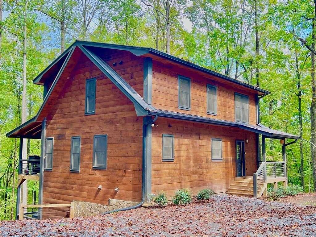 3.47 Acres of Residential Land with Home for Sale in Blue Ridge, Georgia