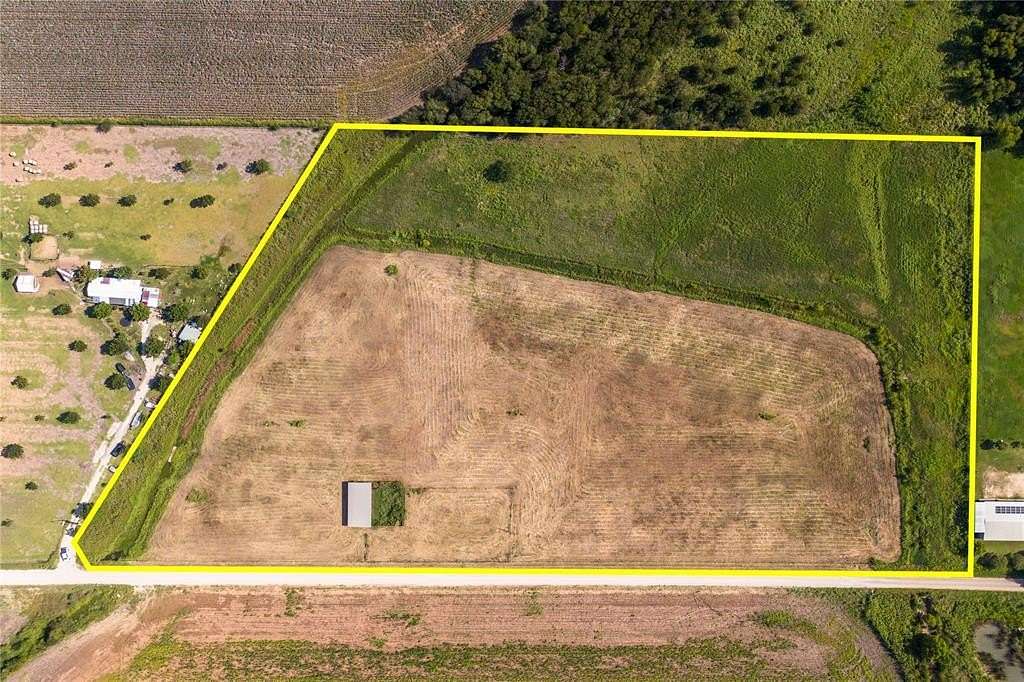 14.9 Acres of Agricultural Land for Sale in Waco, Texas