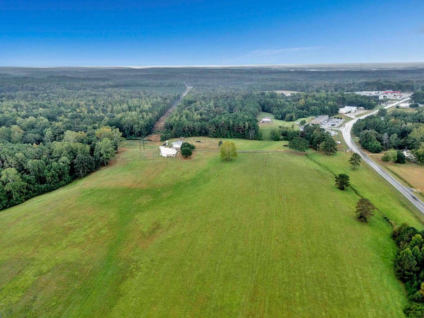 10 Acres of Residential Land with Home for Sale in Jasper, Alabama