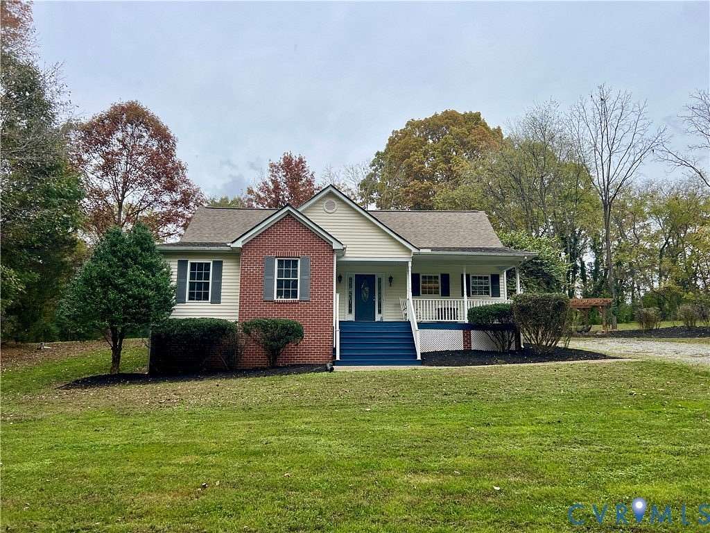3 Acres of Residential Land with Home for Sale in Amelia Court House, Virginia