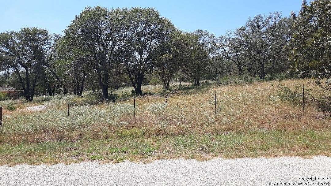 1.5 Acres of Residential Land for Sale in Natalia, Texas