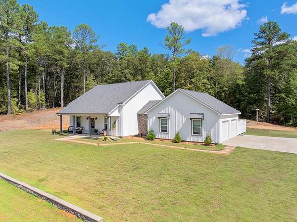 2.4 Acres of Residential Land with Home for Sale in Cedar Grove, Tennessee