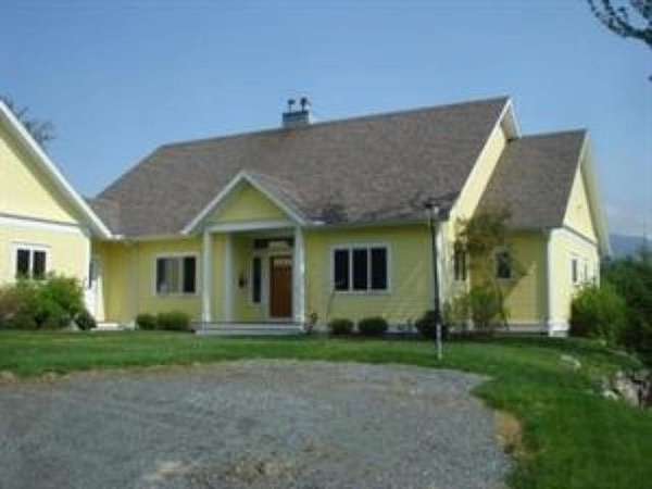 1.57 Acres of Residential Land with Home for Sale in Franconia, New Hampshire