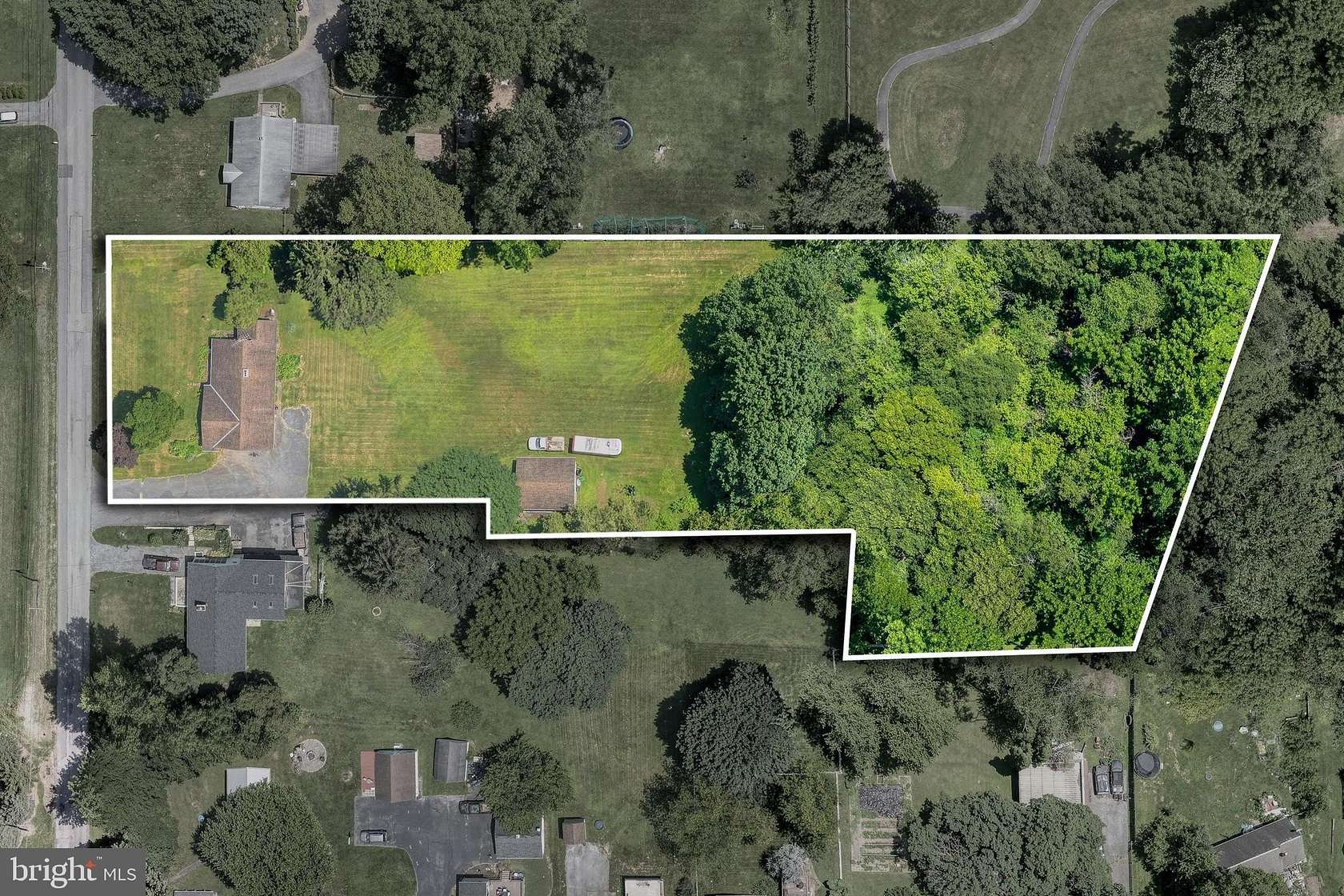 2.23 Acres of Residential Land with Home for Sale in Lancaster, Pennsylvania