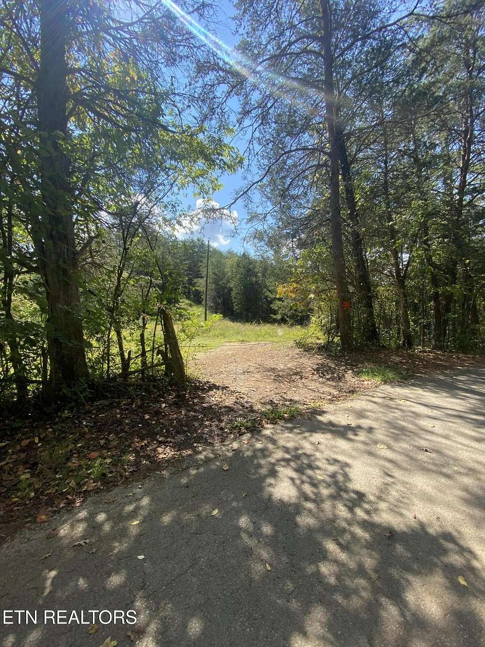 10 Acres of Residential Land for Sale in Knoxville, Tennessee