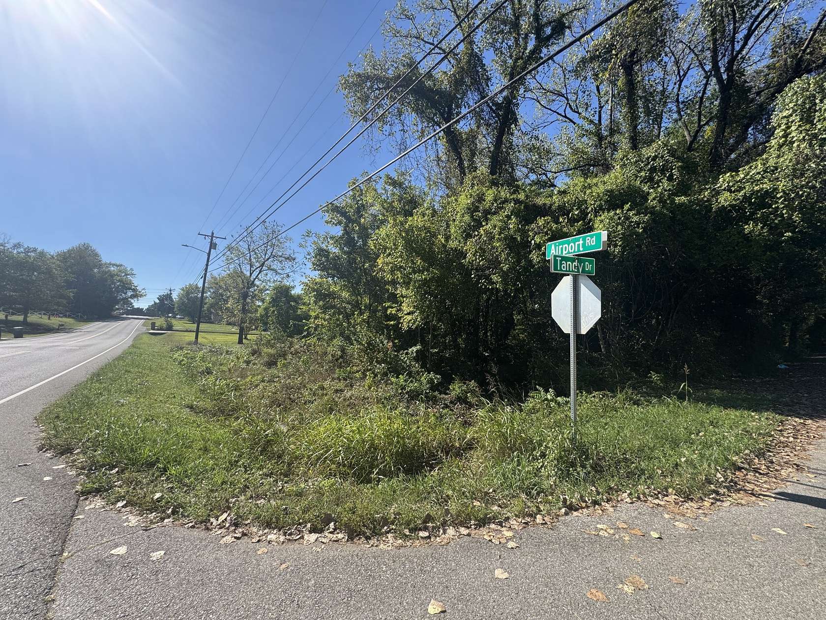 2.3 Acres of Residential Land for Sale in Clarksville, Tennessee