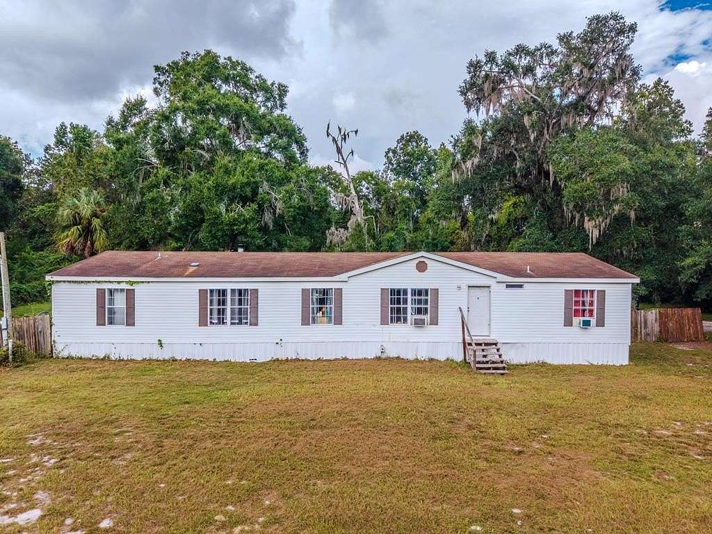 2 Acres of Residential Land with Home for Sale in Old Town, Florida