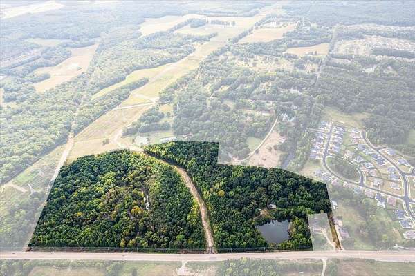 49.6 Acres of Land for Sale in Lakeland, Tennessee