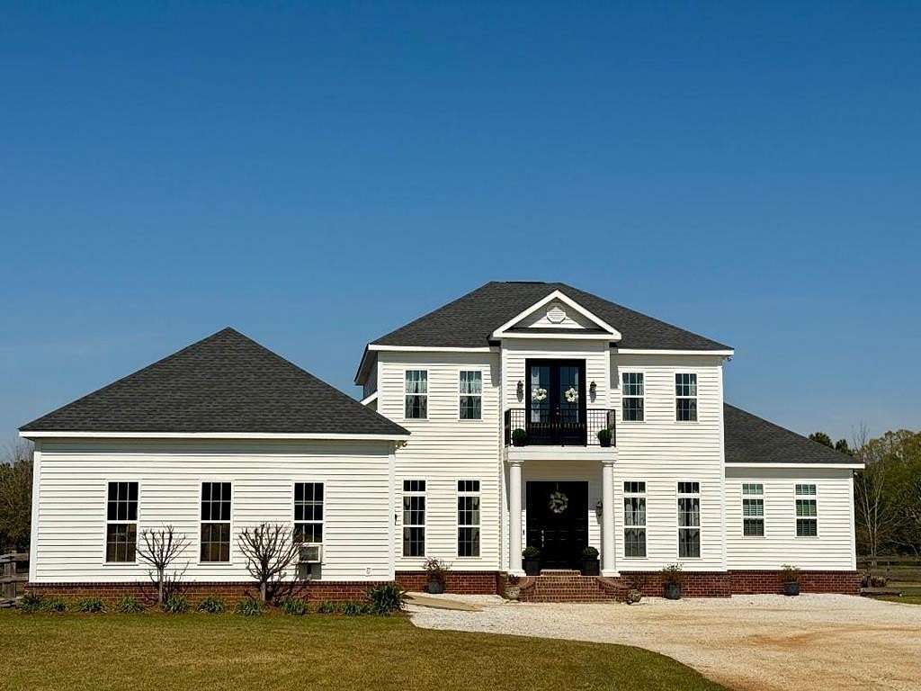10.4 Acres of Land with Home for Sale in Newton, Alabama