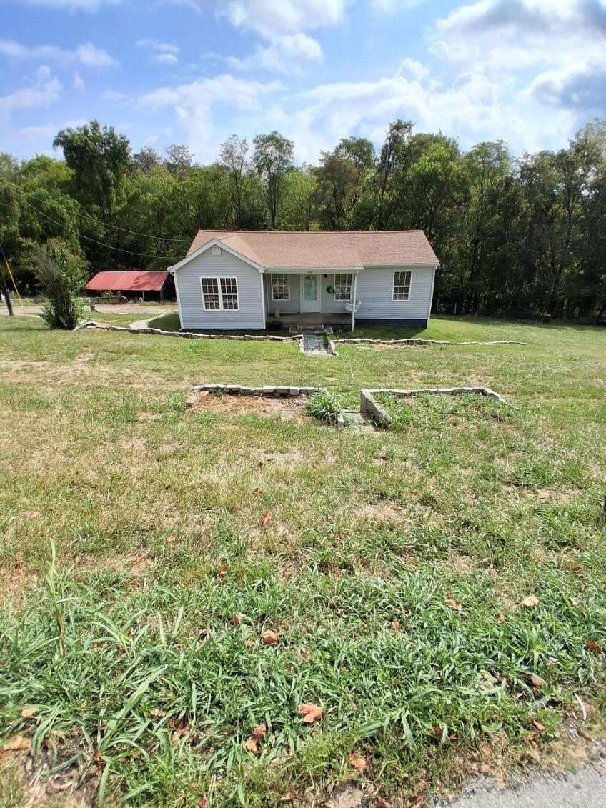 4.7 Acres of Residential Land with Home for Sale in Nicholasville, Kentucky