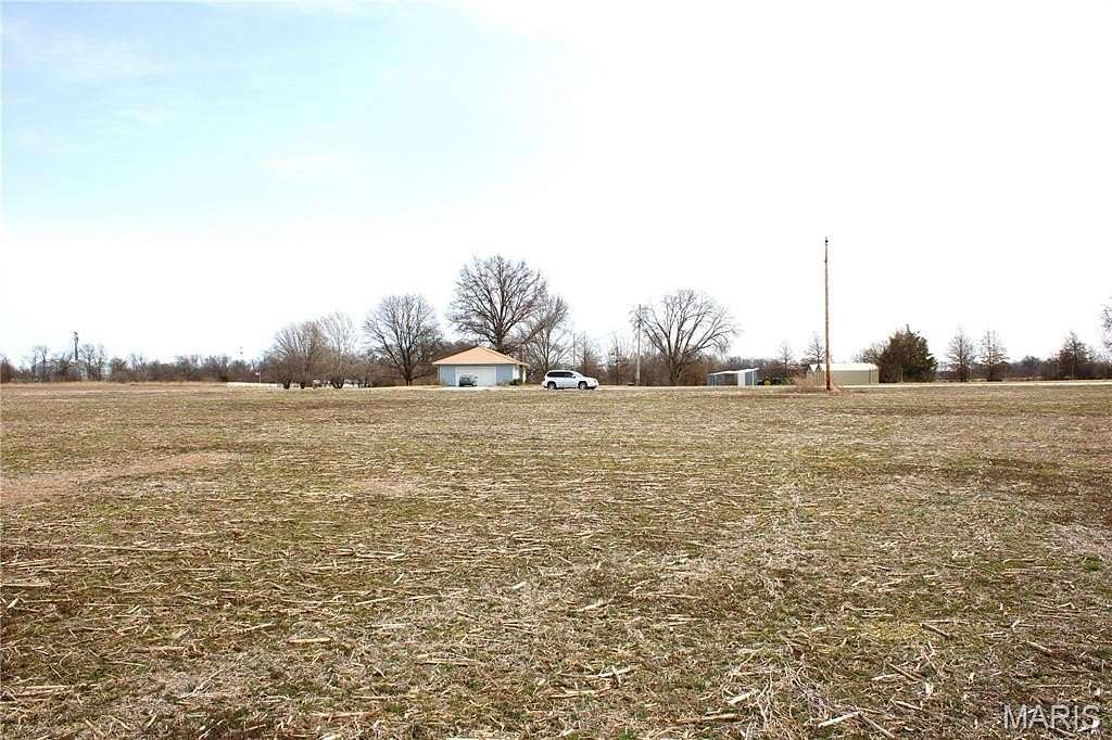 11 Acres of Land for Sale in Paris, Missouri