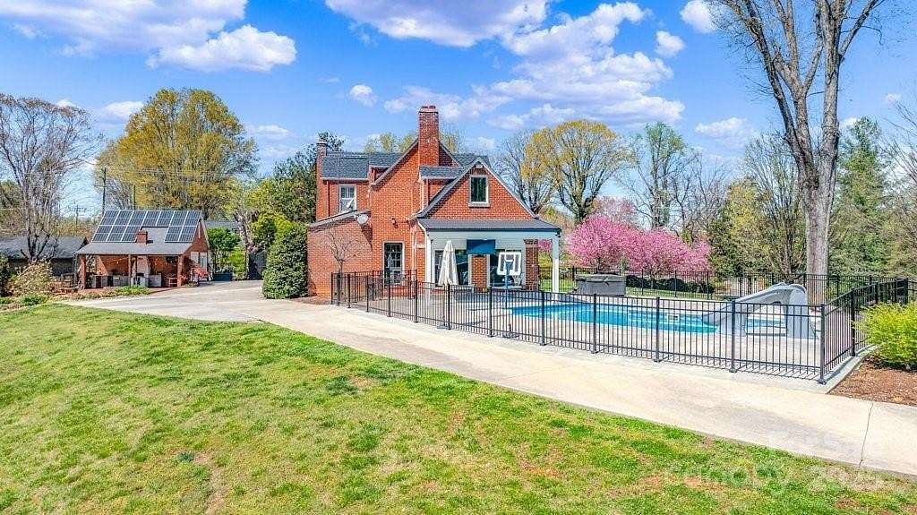 4.16 Acres of Residential Land with Home for Sale in Marion, North Carolina