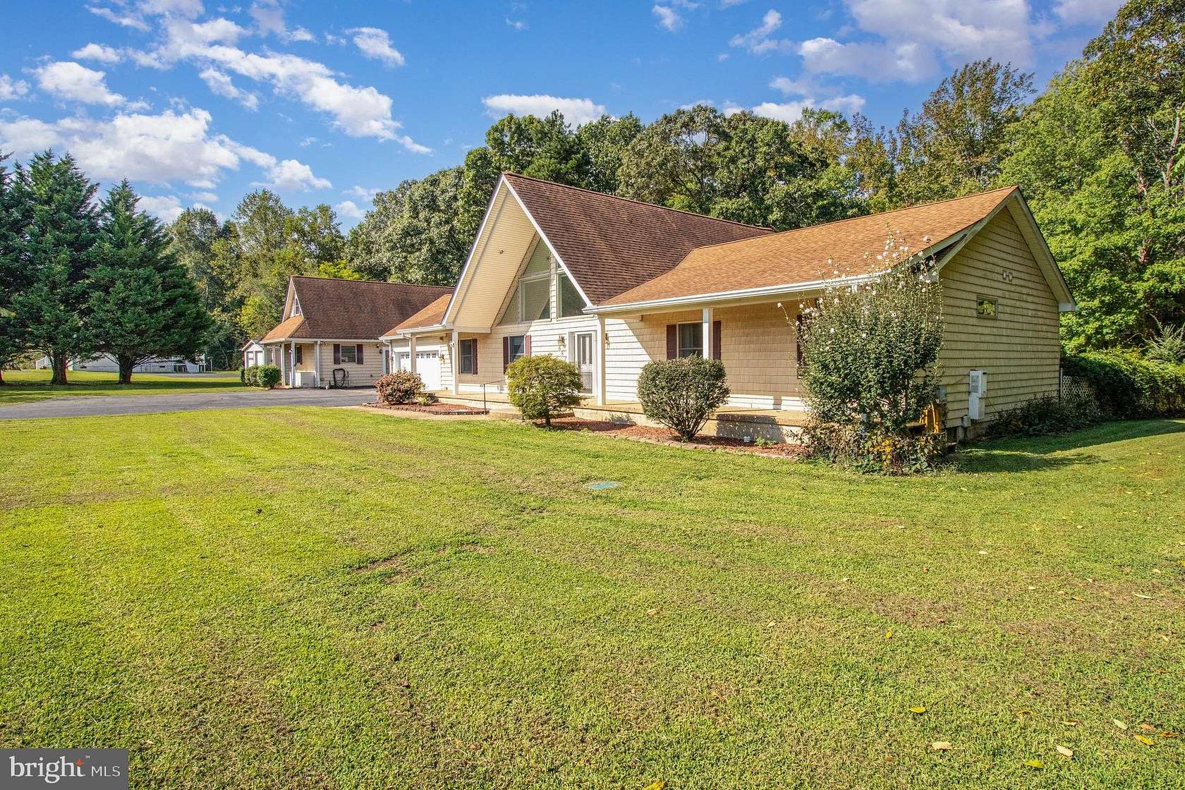 2.86 Acres of Residential Land with Home for Sale in Montross, Virginia