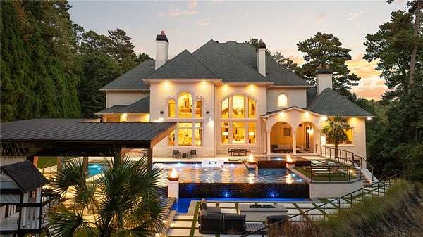 2.5 Acres of Residential Land with Home for Sale in Atlanta, Georgia